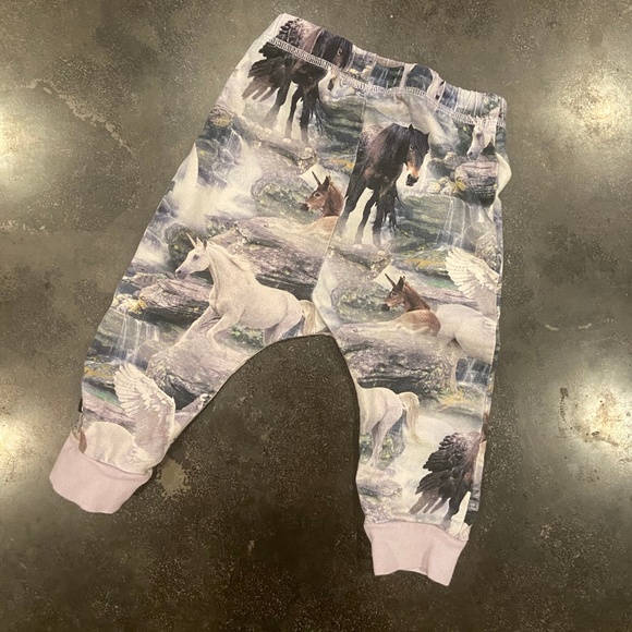 Molo Unicorn and Pegasus print joggers - Picture 2 of 3
